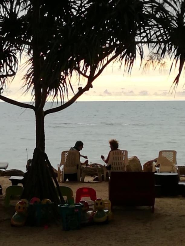 Andaman Beach Resort Кох-Юм Экстерьер фото